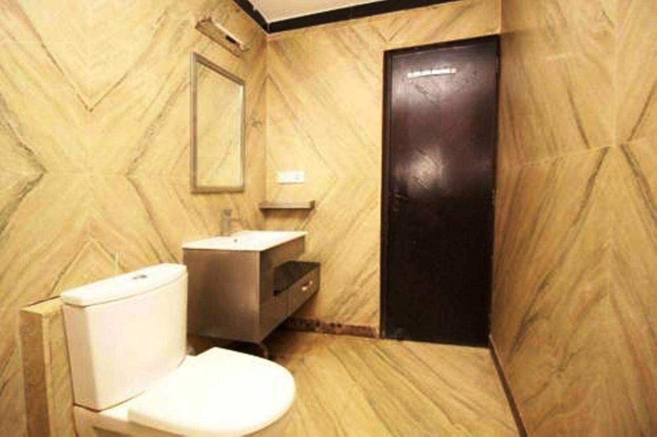 Hotel Vipul Grand Gurgaon Dış mekan fotoğraf